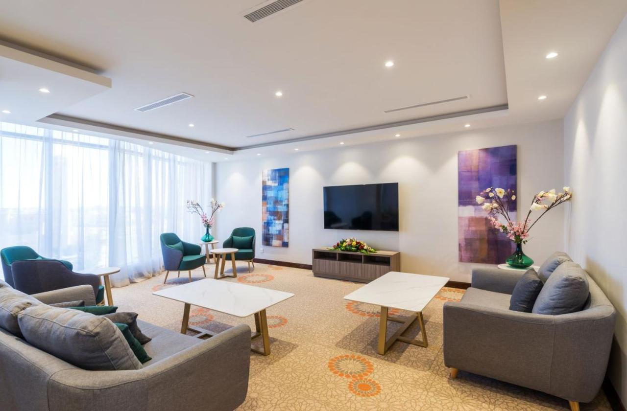 Best Western Plus Al Qurayyat City Center Exterior photo