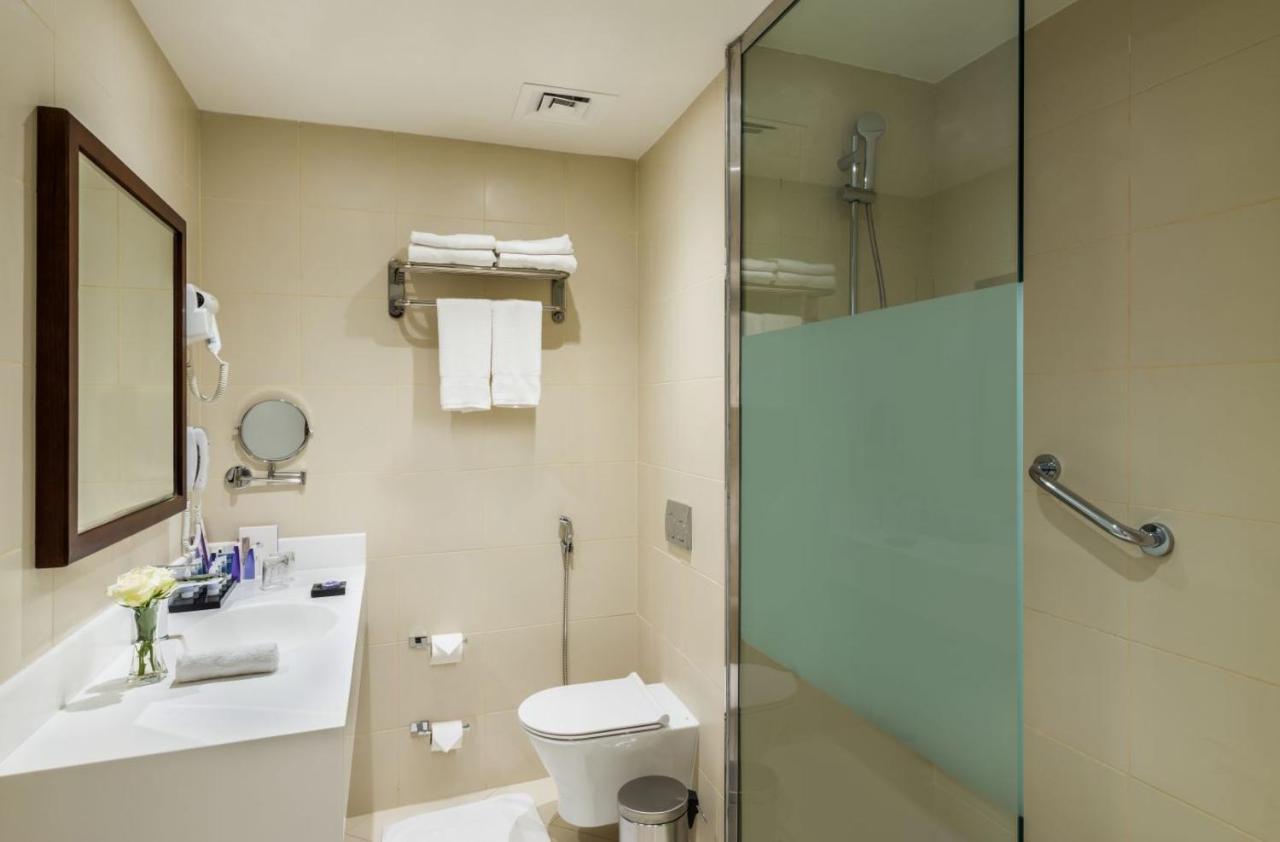 Best Western Plus Al Qurayyat City Center Exterior photo