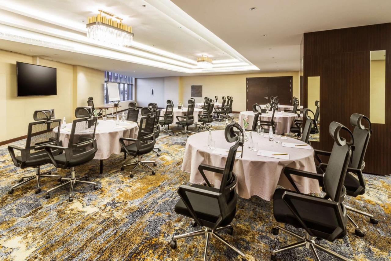 Best Western Plus Al Qurayyat City Center Exterior photo