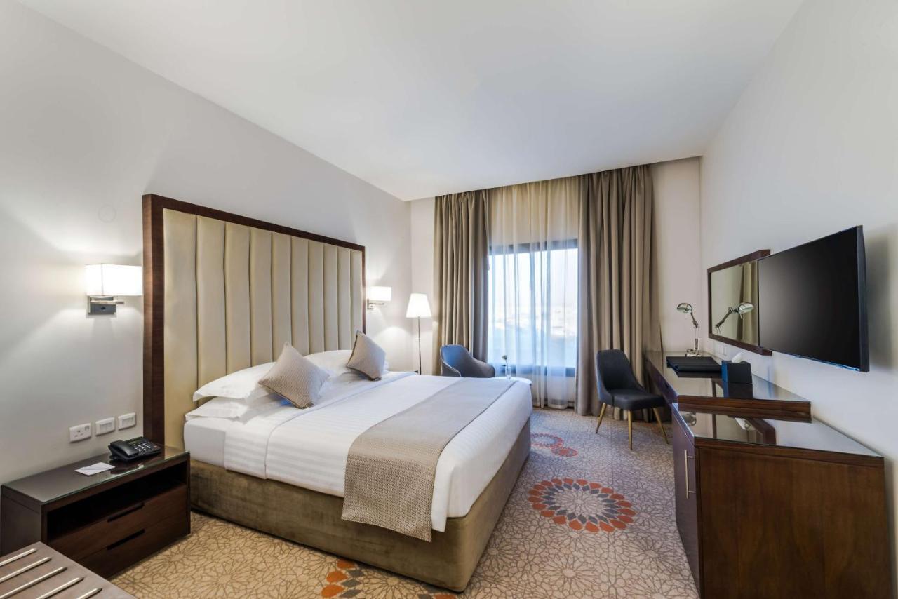 Best Western Plus Al Qurayyat City Center Exterior photo